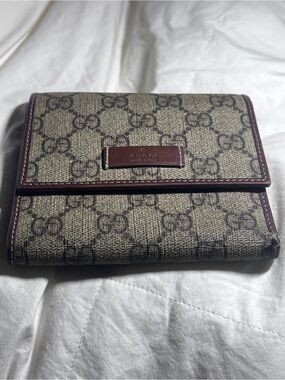 AuthenticGucci coated Canvas Frifold Compact Brown Leather Trim Monogram  Wallet